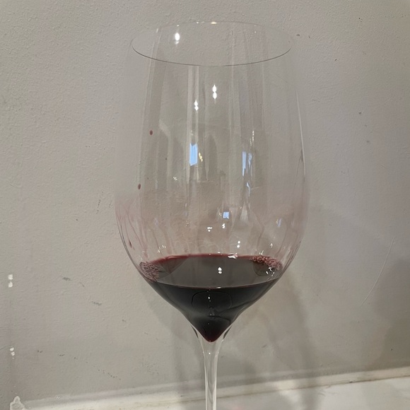 Riedel Crystal Pinot Nebbiolo Wine Grape Glasses Set of 2. - Picture 2 of 10